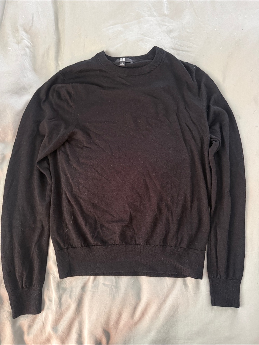 Uniqlo Women’s Black Crewneck Knit Sweater